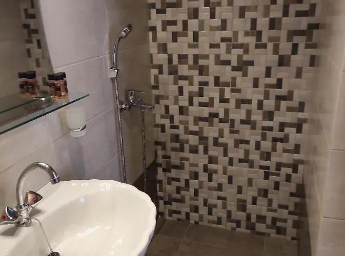 Astradeni Luxury Vootis